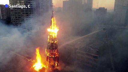 Iglesias incendiadas en Santiago
