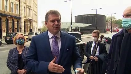 La UE sigue 'disponible' para intensificar las conversaciones sobre el Brexit