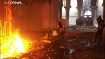 Proteste in Chile: Zwei historische Kirchen niedergebrannt