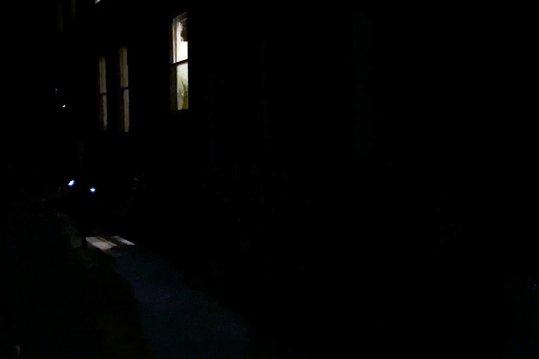 freehands-night-runner