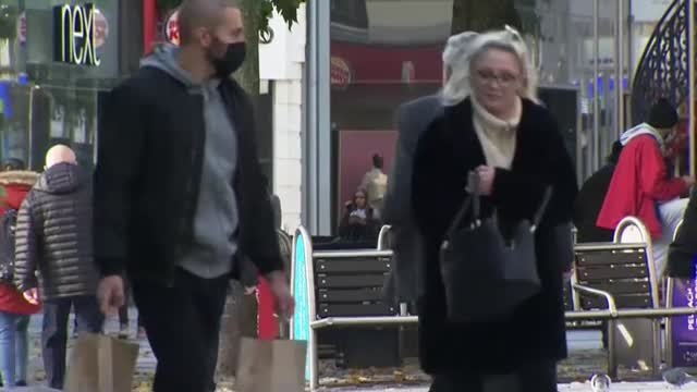 Confinamiento total en Gales e Irlanda