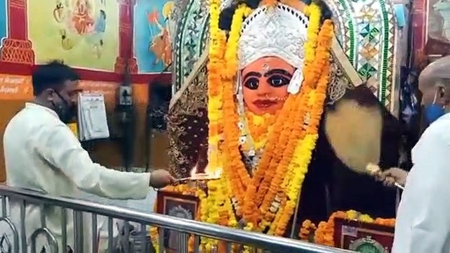 शाजापुर के राज राजेश्वरी मंदिर में नवरात्री पर पूजा-अर्चना हुई