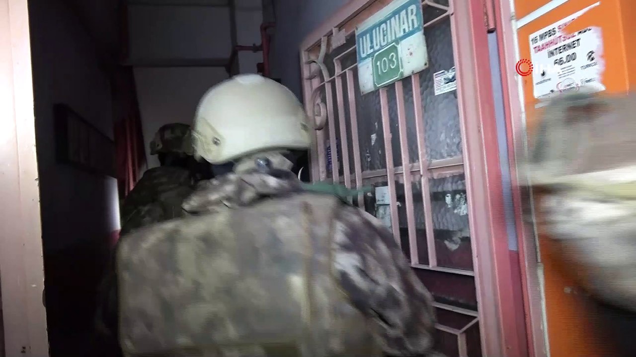Bursa’da şafak operasyonu, mahalle abluka alındı