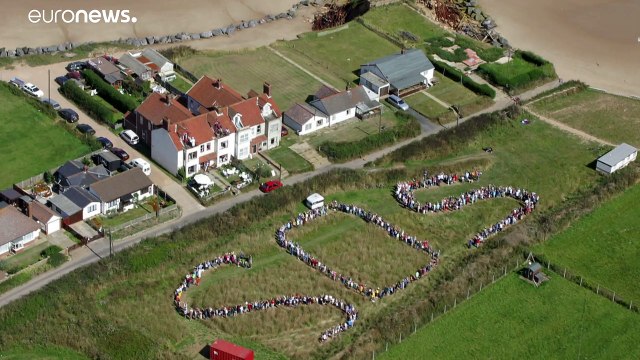 Η διάβρωση πλήττει βίαια τις βραχώδεις ακτές της Βρετανίας