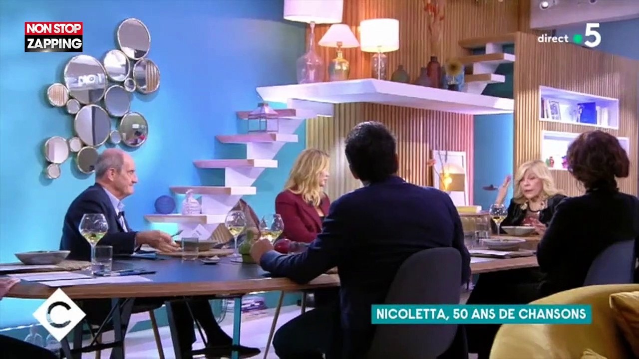 C à Vous : Nicoletta "invivable" avant un concert ? Elle répond ! (vidéo)