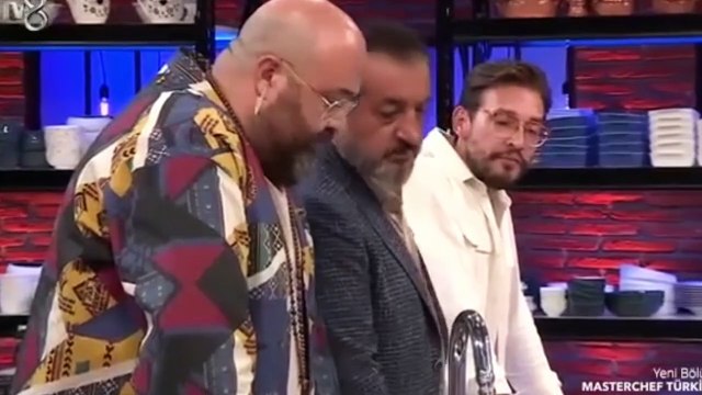 MasterChef'te gerginlik; Mehmet Yalçınkaya, yemeğini tadıma çıkarmayan yarışmacıyı azarladı!