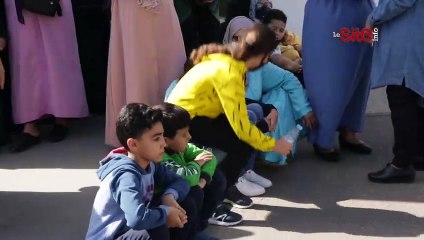 بكاء التلاميذ بعد إغلاق مؤسسة تعليمية خاصة بكازا.. الأباء_ تيقريوهم في لاكاب ودابا تسدات لينا الشهية