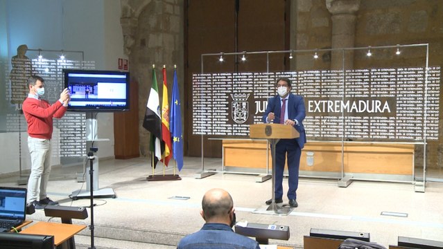 Consejero de Sanidad de Extremadura en rueda de prensa