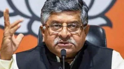 'Why ashamed of using Lalu's name?', Ravi asks Tejashwi