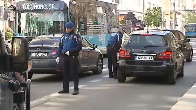 El Gobierno estudia decretar el estado de alarma en toda España para imponer el toque de queda