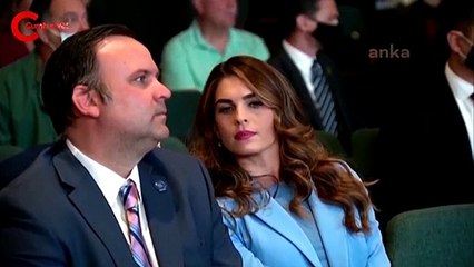 Parayı fazla bulan Trump'tan olay hareket