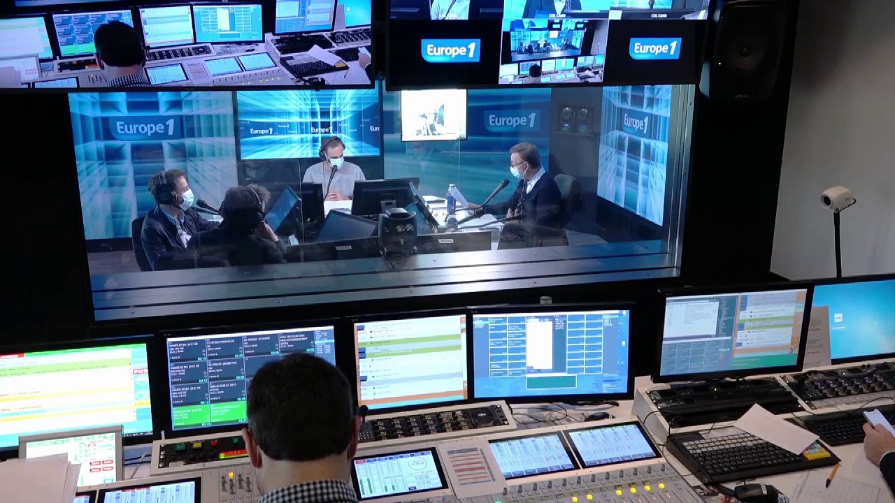 D'où vient l'expression "se tenir à carreau" ?