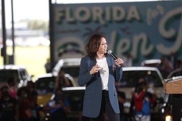 Twitter Can't Get Enough of Kamala Harris Dancing in the Rain