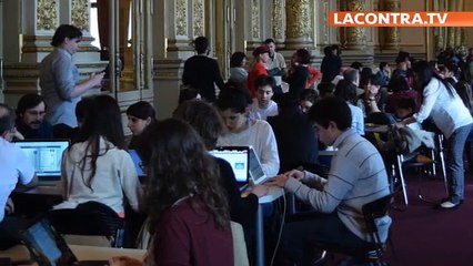 El cofundador de Wikipedia denuncia que la neutralidad del portal “está muerta”