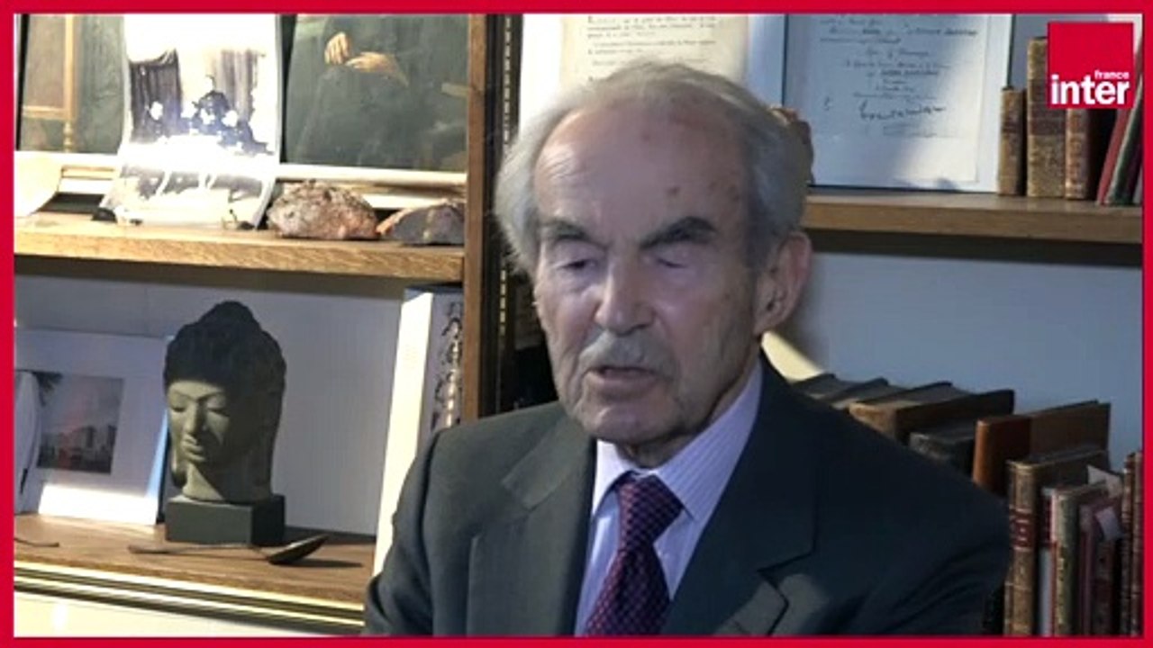 Tueur de Samuel Paty : "Quels sont les mauvais maîtres qu'il s'était donné? la responsabilité doit être étendue à ceux qui sont les co-auteurs intellectuels, les complices de cet acte" (Robert Badinter)