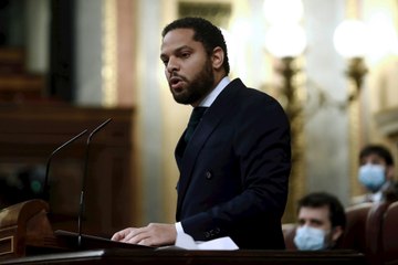 Ignacio Garriga: "Esta moción es un deber nacional"