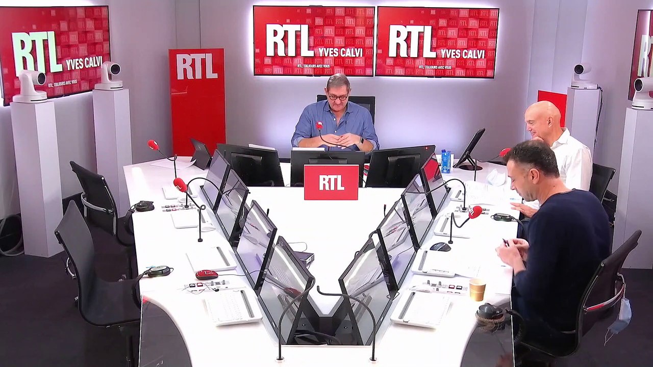 Julien Clerc adopte "Élisa" de Serge Gainsbourg