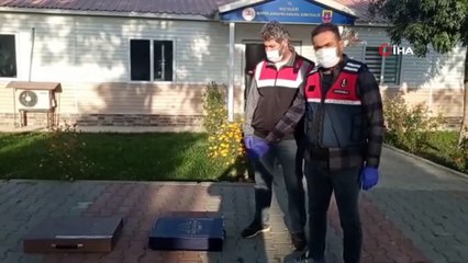 Jandarmadan hediye paketine gizlenen uyuşturucu sevkiyatına darbe