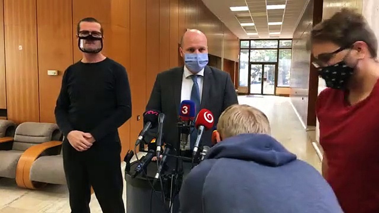 ZÁZNAM: Brífing ministra obrany J. Naďa