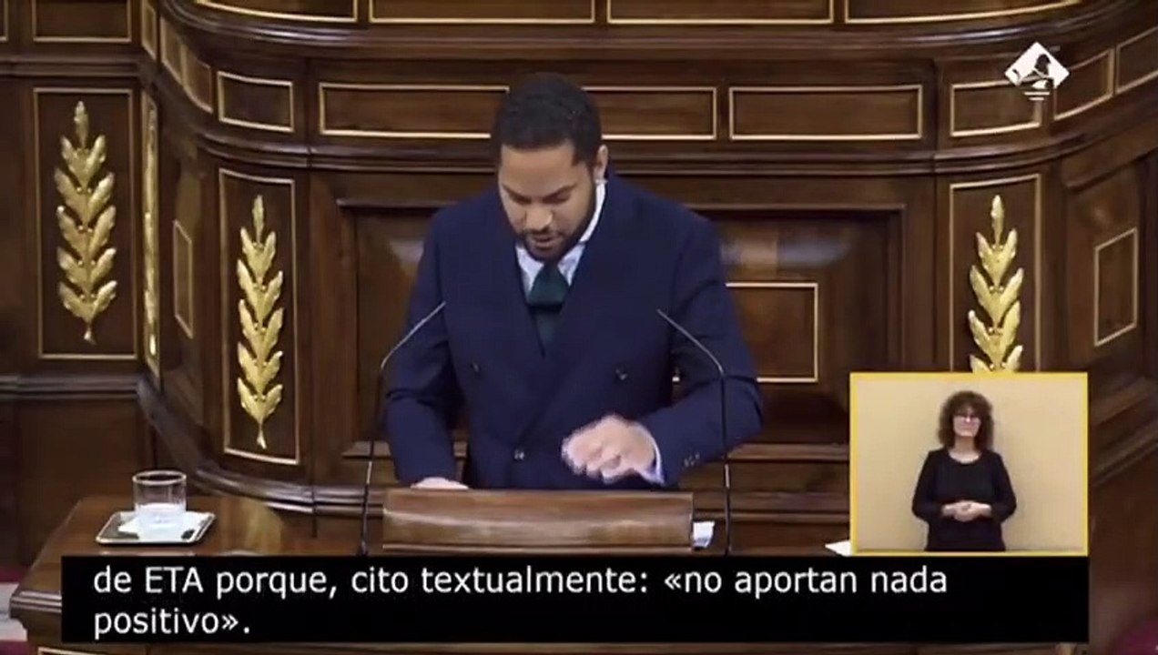 Abascal pide el voto del PP: "Les hemos dado el Gobierno de tres autonomías para librarlas de gobiernos socialcomunistas"