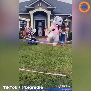 Voici la dernière tendance bizarre pour révéler le sexe du bébé à ses proches