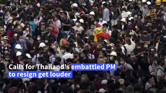 Thai pro-democracy protesters clash with police