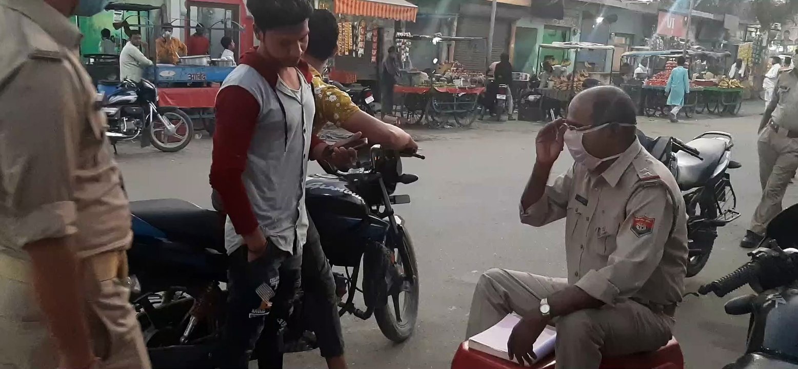 कांधला पुलिस ने चलाया सघन चेकिंग अभियान, काटे च...