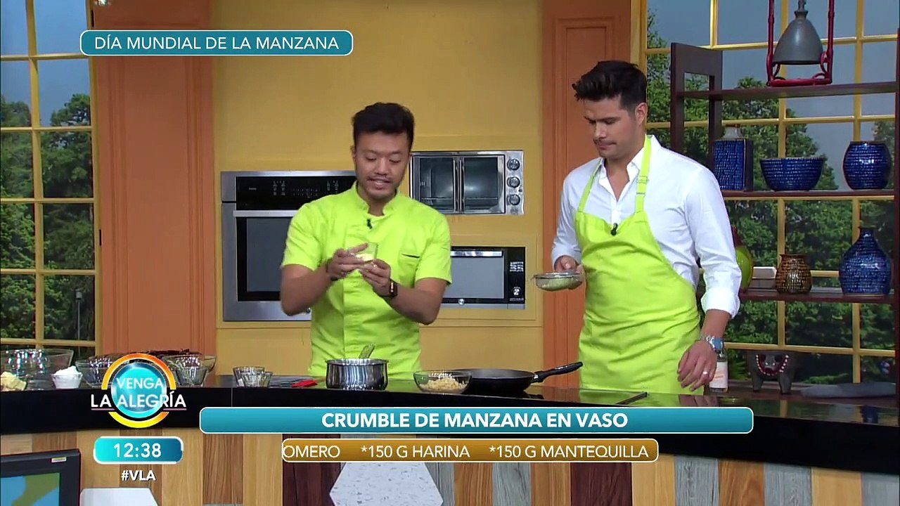 ¡Vamos a festejar el día de las manzanas con un crumble de manzana en vaso! | Venga La Alegría