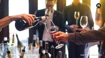Cooler Wein-Trick: So schmeckt billiger Wein plötzlich ganz teuer