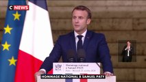 « Samuel Paty fut tué parce que les islamistes veulent notre futur », déclare Emmanuel Macron