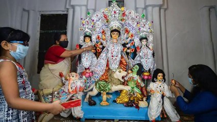 Calcutta HC gives partial relief to Durga Puja organisers