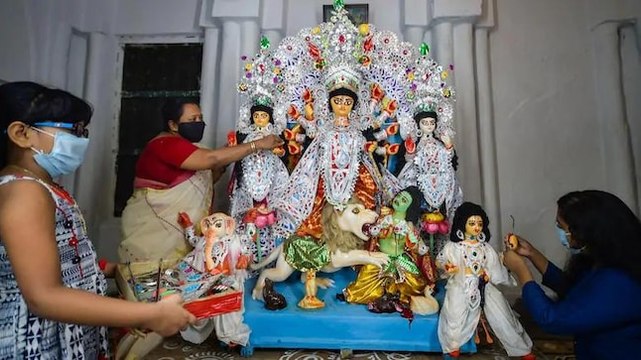 Durga Puja amid pandemic: 15 devotees allowed at one time for smaller pujas