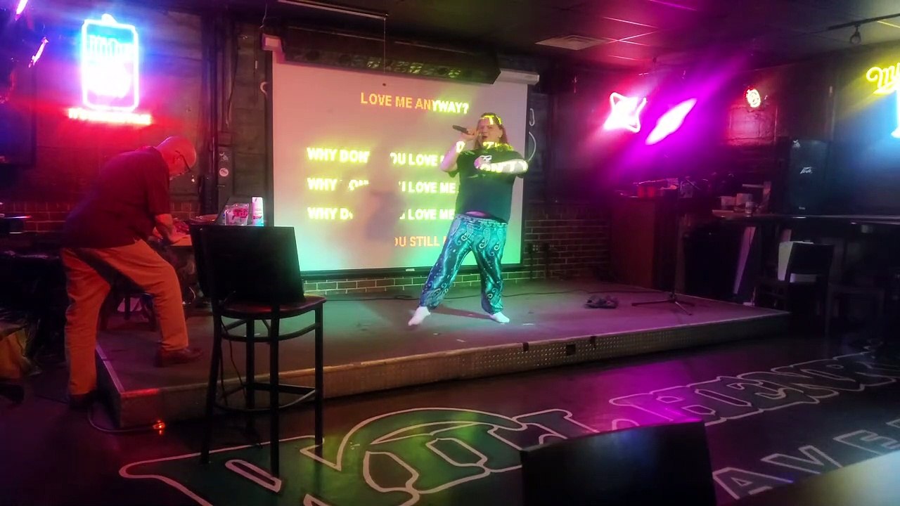 KARAOKE - The Misfits - Helena