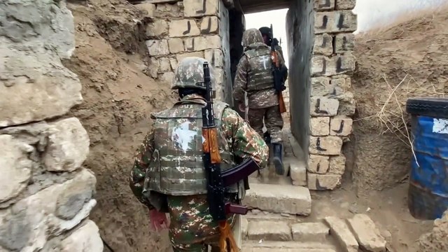 Нагорный Карабах: пушки стреляют, а дипломаты ведут переговоры