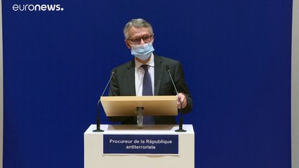 اتهام 6 أشخاص بـ"التواطؤ لقتل" المدرس الفرنسي بينهم داعية ووالد تلميذة