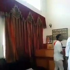 बीजेपी प्रत्याशी बिसाहू लाल का कथित वीडियो वायरल, पैसे माँगने पर कार्यकर्ता को रिवॉल्वर दिखाकर कहे अपशब्द