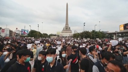 El gobierno pone fin al estado de emergencia por las protestas en Tailandia