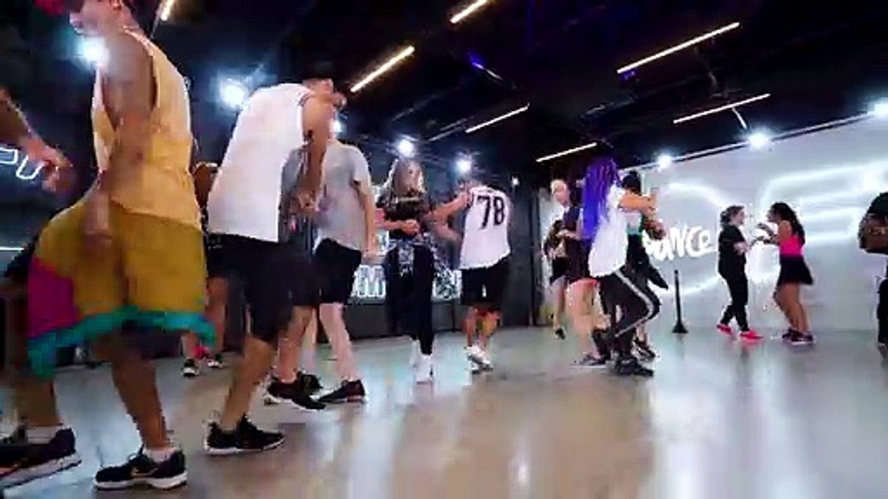 Oh_Nanana_-_Bonde_R300__FitDance_TV_(Coreografia_Oficial)(720p)
