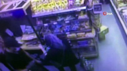 İstanbul’da yaşlı kadına yankesici dehşeti kamerada