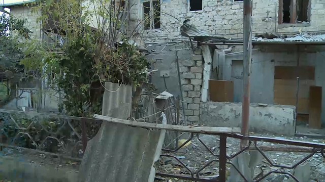 كاميرا الجزيرة ترصد الدمار الذي لحق بمدينة مارتوني شرقي قره باغ