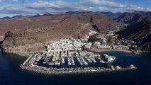 Bird's Eye View of Puerto de Mogan (Mini Movie) - Gran Canaria, Canary Islands, Spain