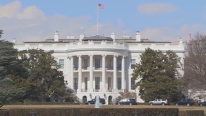 El FBI alerta que Irán y Rusia están interfiriendo en elecciones de EE.UU.