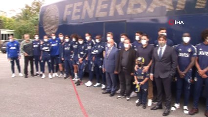 Fenerbahçeli taraftarların seçtiği takım otobüsünde 4 Nisan vurgusu