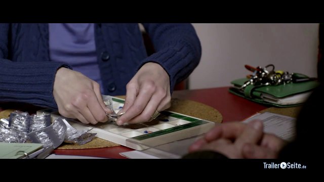 Das Kleine Zimmer Trailer Deutsch German (2011)