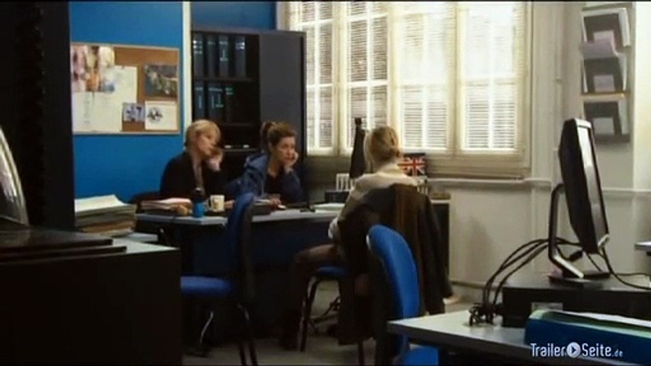 Poliezei trailer (2011)