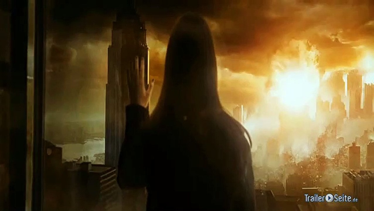 The divide trailer (2011)