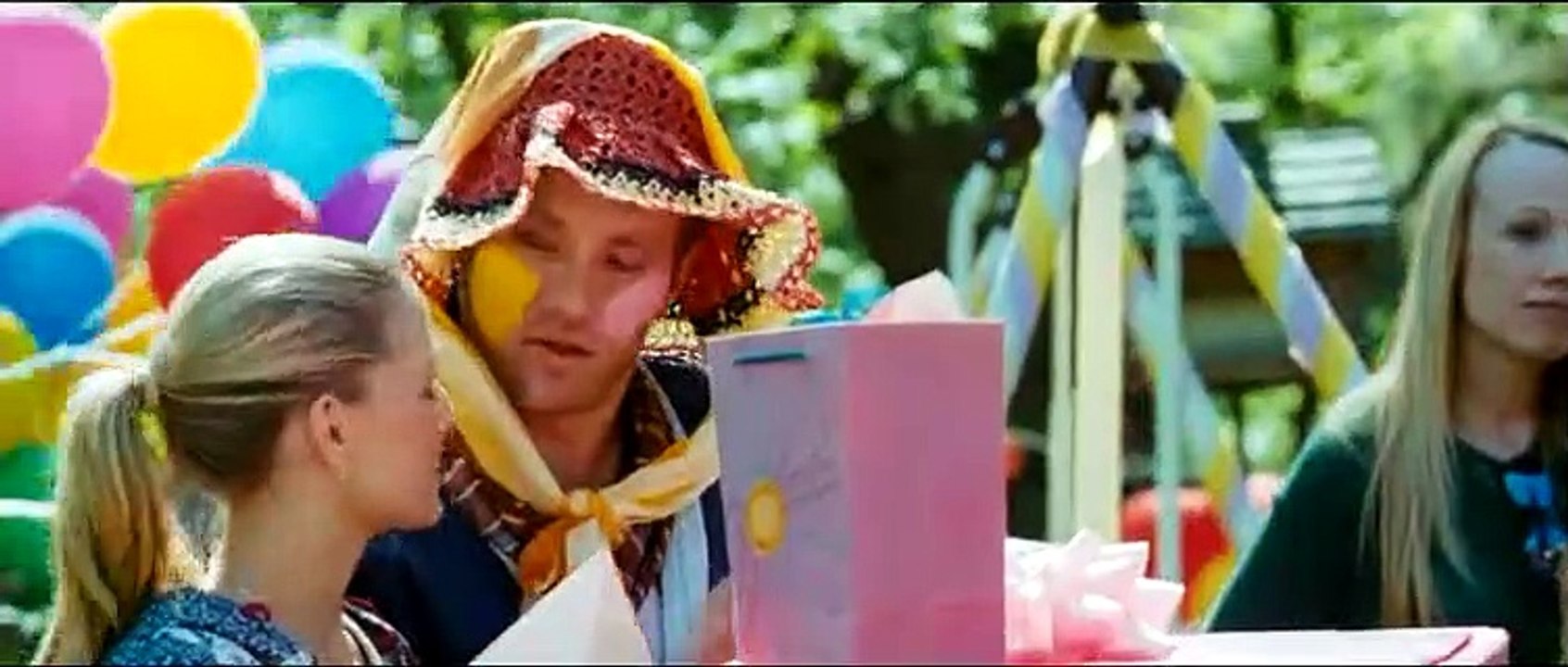 Ausschnitt aus Warrior: Geburtstagsfeier