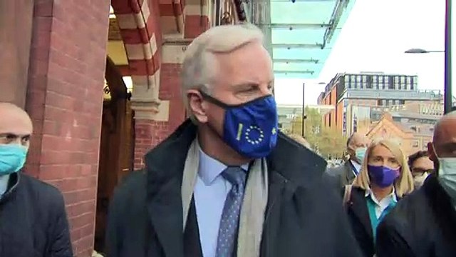 Michel Barnier arrives in London for Brexit talks