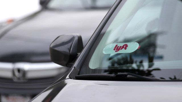 Lyft Customers Can Now Pay With Venmo — and Split the Fare With Other Riders Once Again