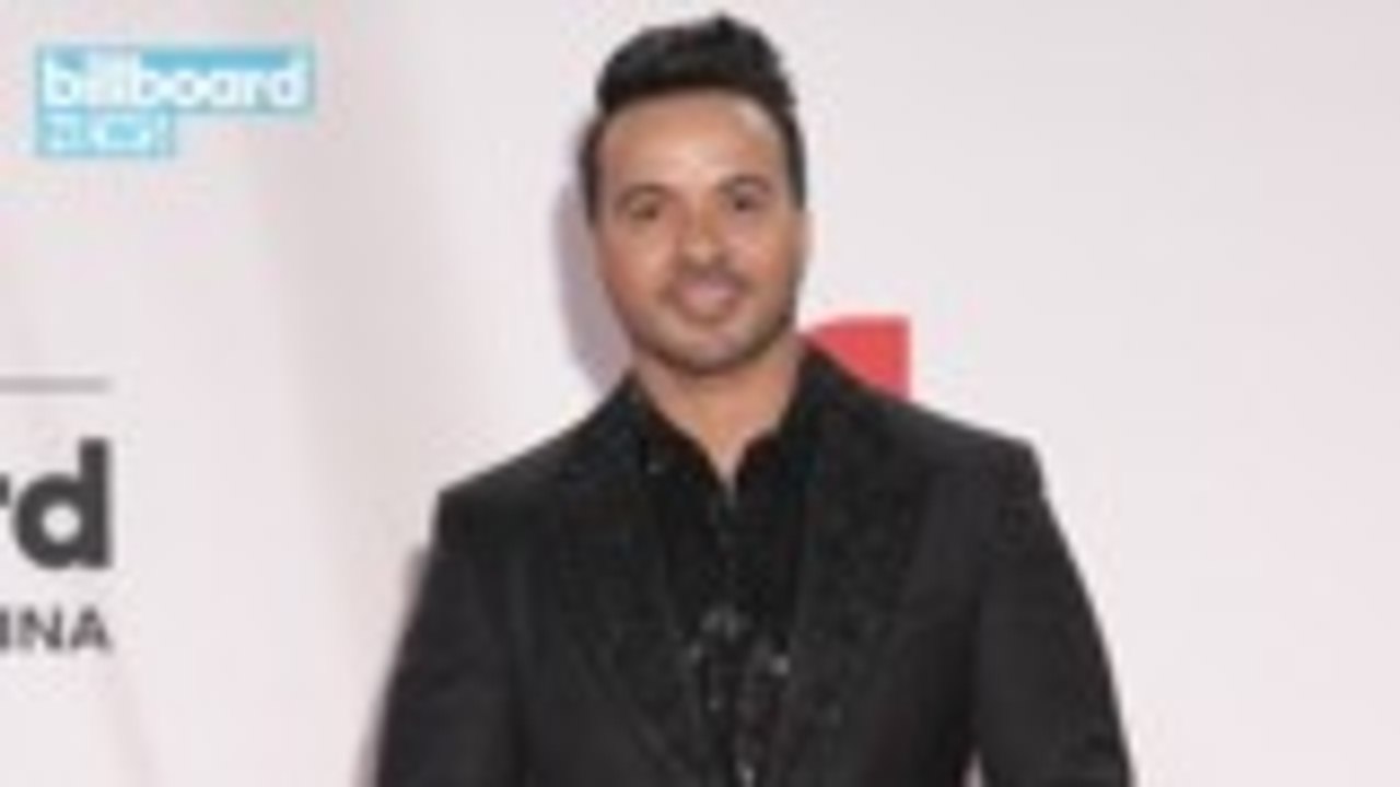 Luis Fonsi Urges Fans to Vote at 2020 Billboard Latin Music Awards | Billboard News